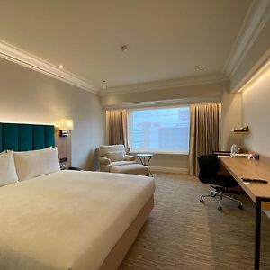 Premier Deluxe King Room